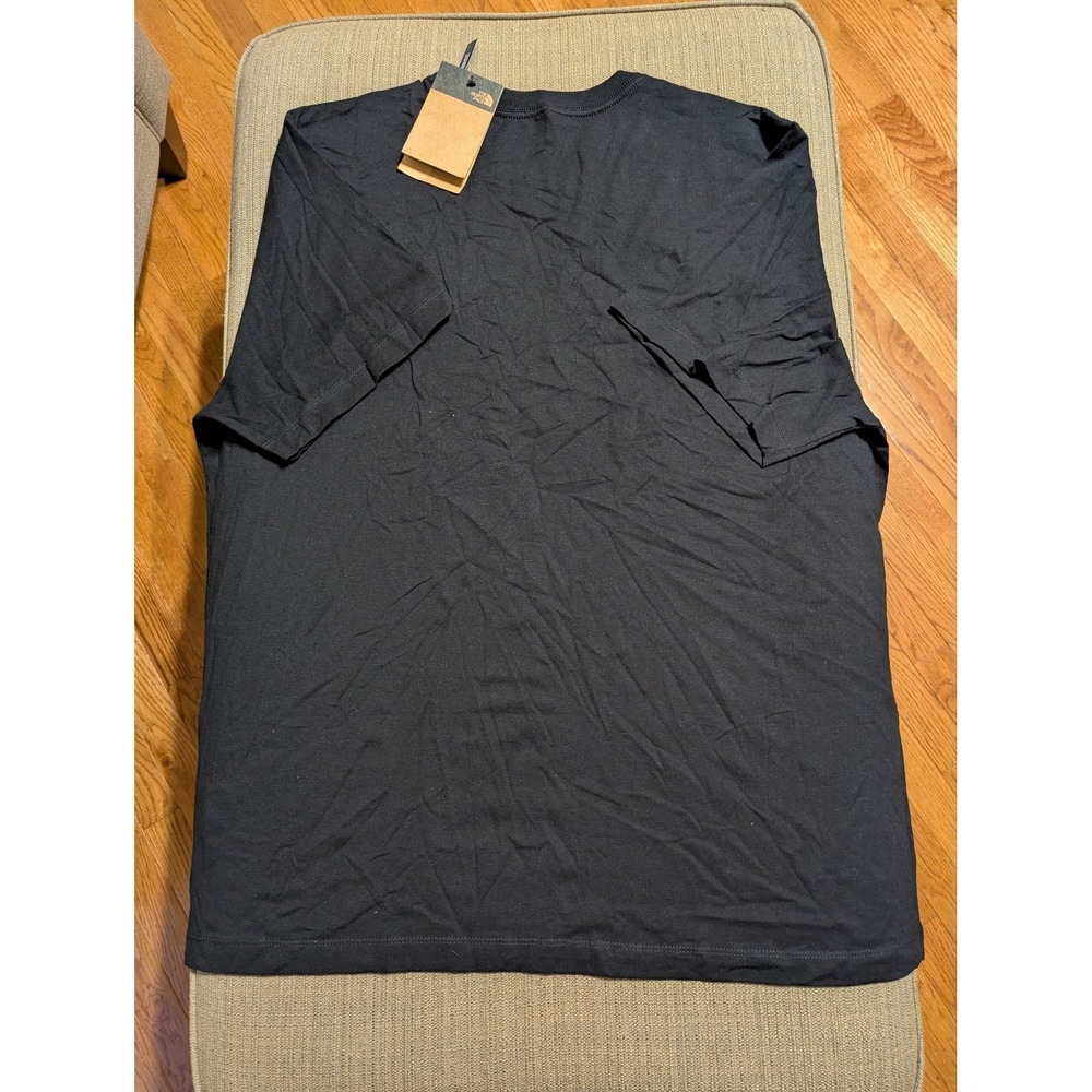 NWT The North Face Mens Large Low Read Short Sleeve Tee Black Crewneck T-Shirt - Picture 2 of 2
